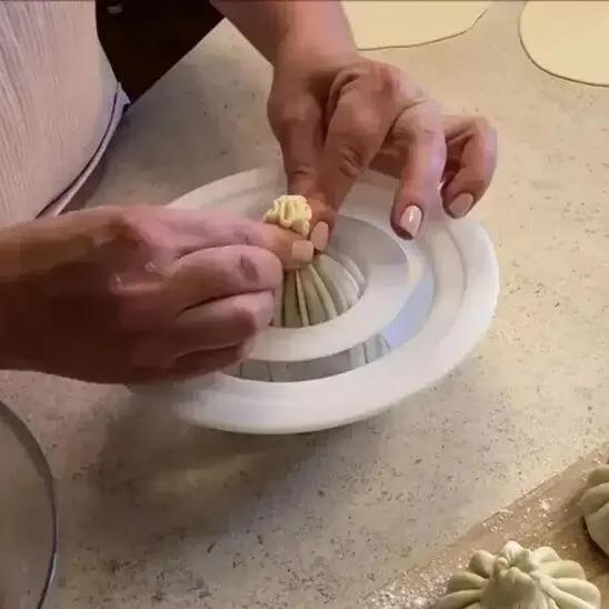 Machine-a-ravioli-Art-galleyset-8