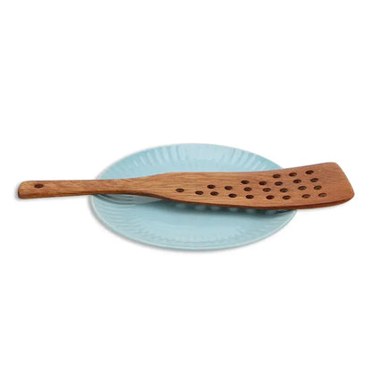 Spatule en bois 24 trous | FilShov Art-Galleyset